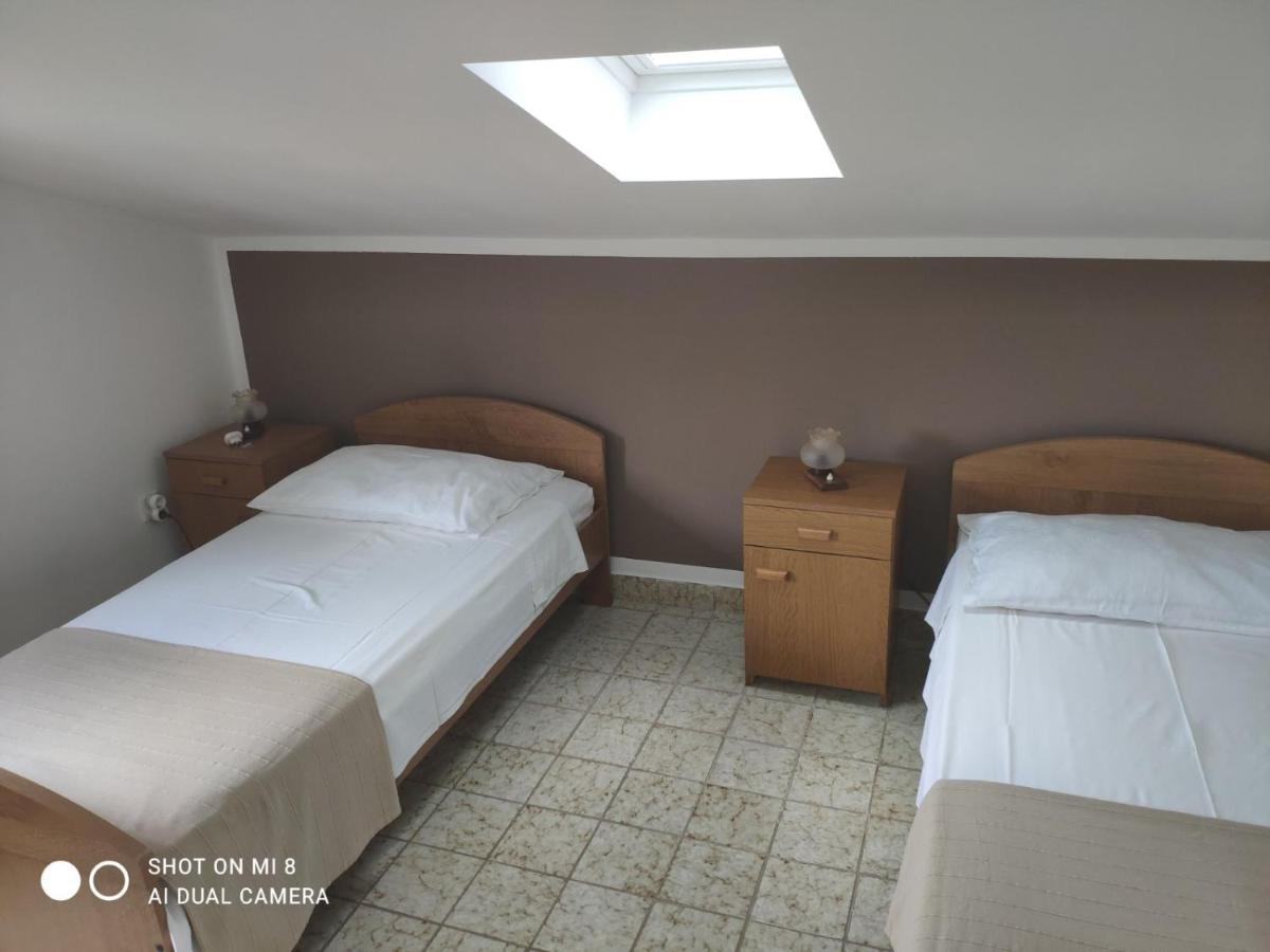 Apartment Belvedere Koromačno Dış mekan fotoğraf